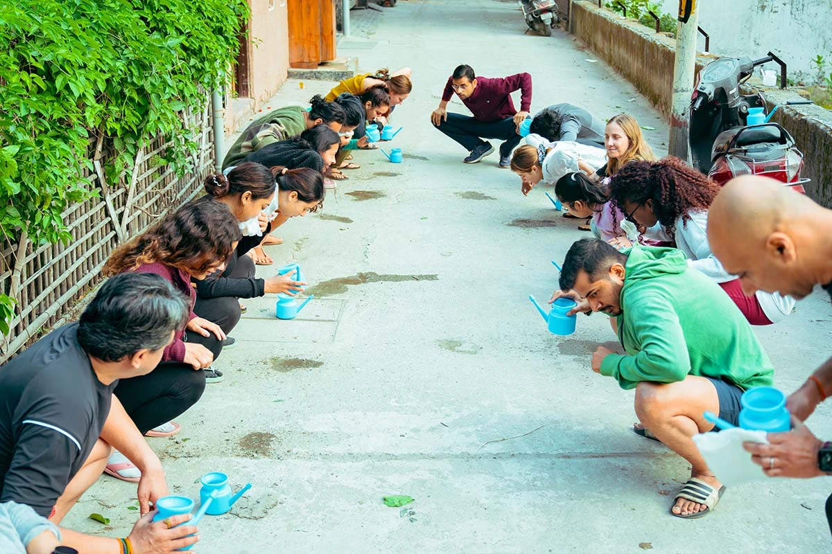 Jalneti Practice session in Nirvana Yoga School